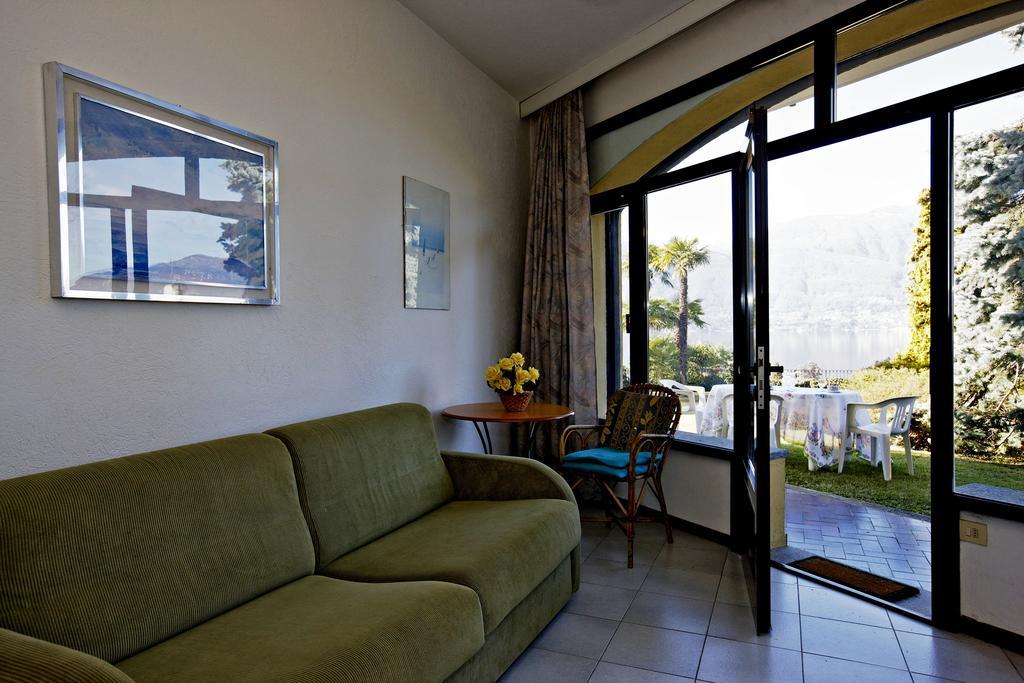 Villa Panorama Porto Valtravaglia Exterior foto